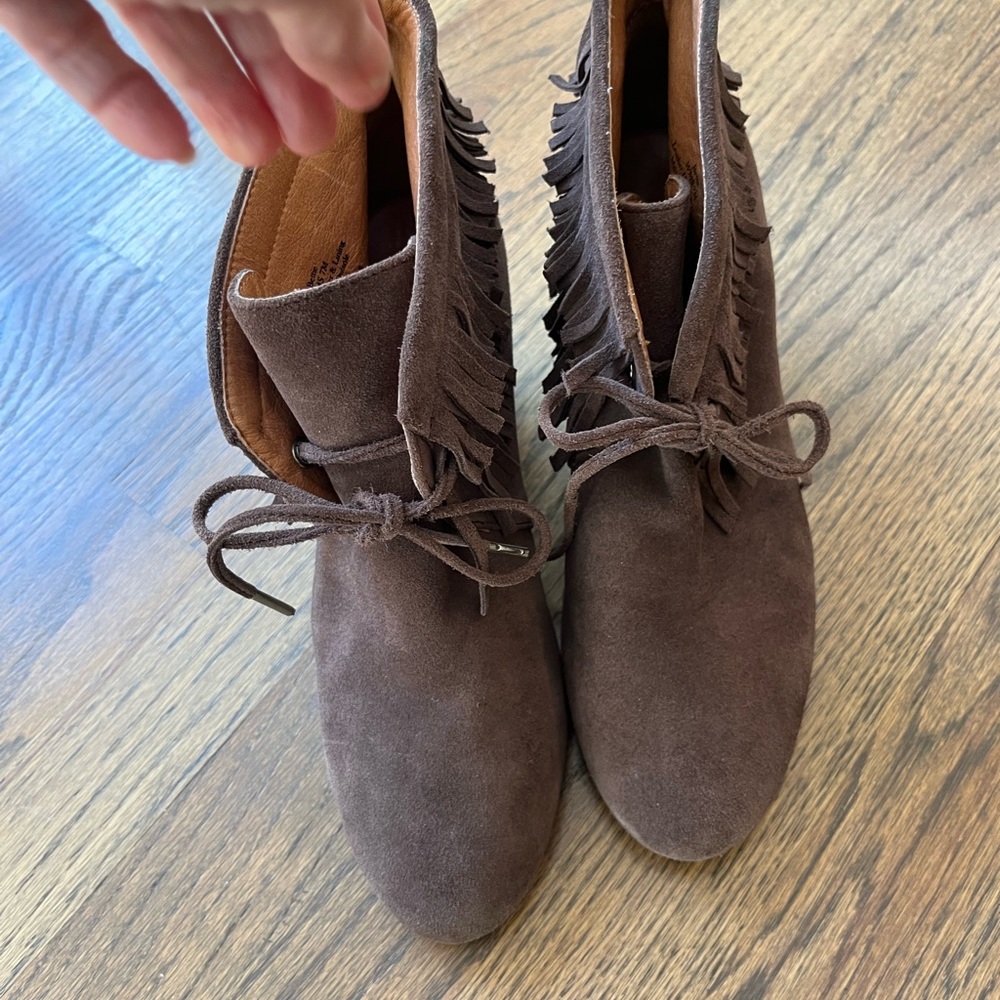 Gentle Soles Fringe & suede Boots Brown Sz 7 bohemian Free spirit, Western